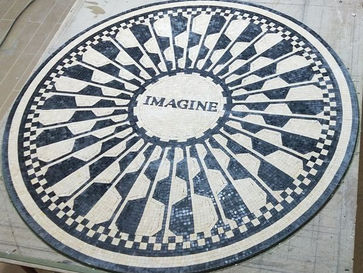 ジョンレノン「イマジンの碑」