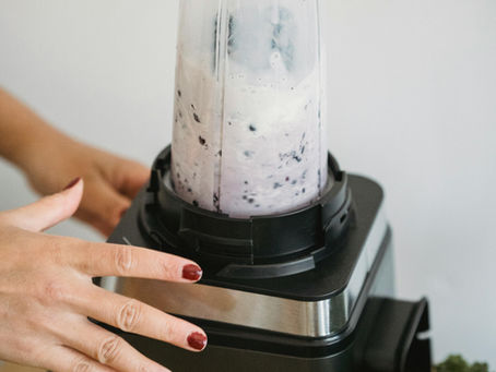 The Difference Between Cleansing and Detoxing