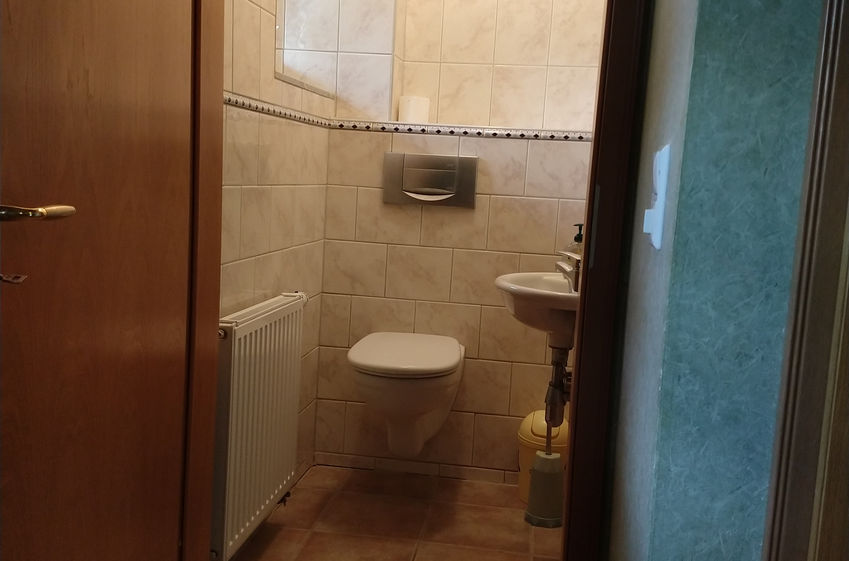 Gäste-WC - Einfamilienhaus in Rees-Mehr zur Vermietung, Kunadt Immobilien - Immobilienmakl