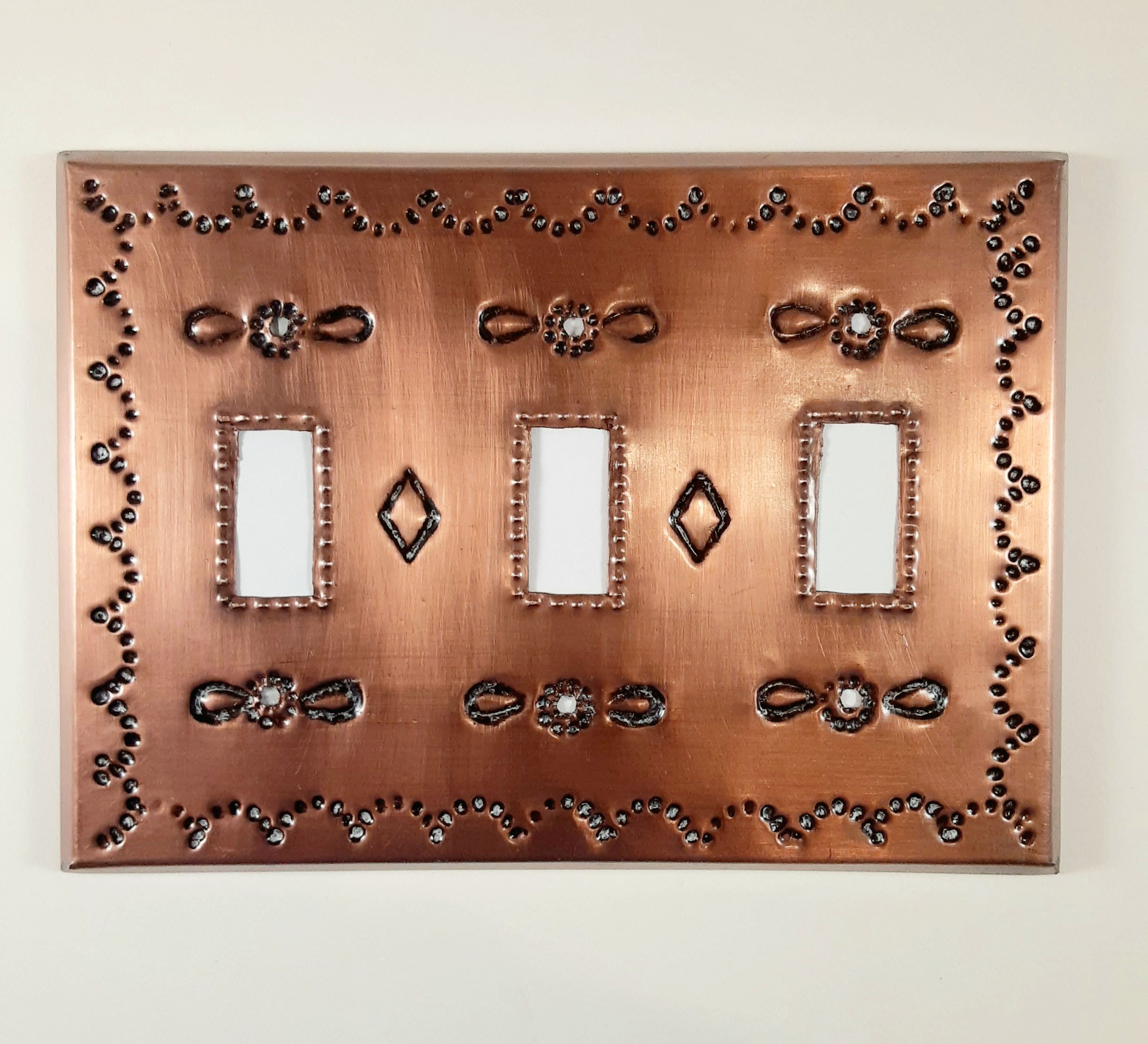 TSC03 Triple Switch Copper 6.5" X 4.75"_063305
