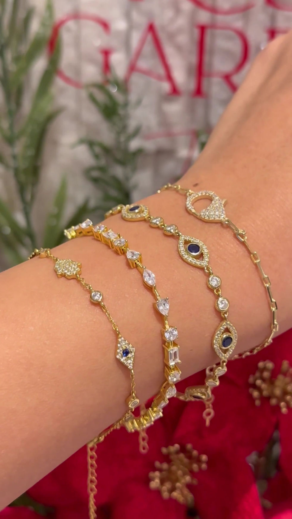 Thumbnail: Clasp Link Bracelet