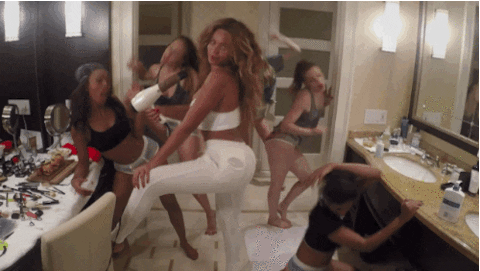 giphy (2).gif