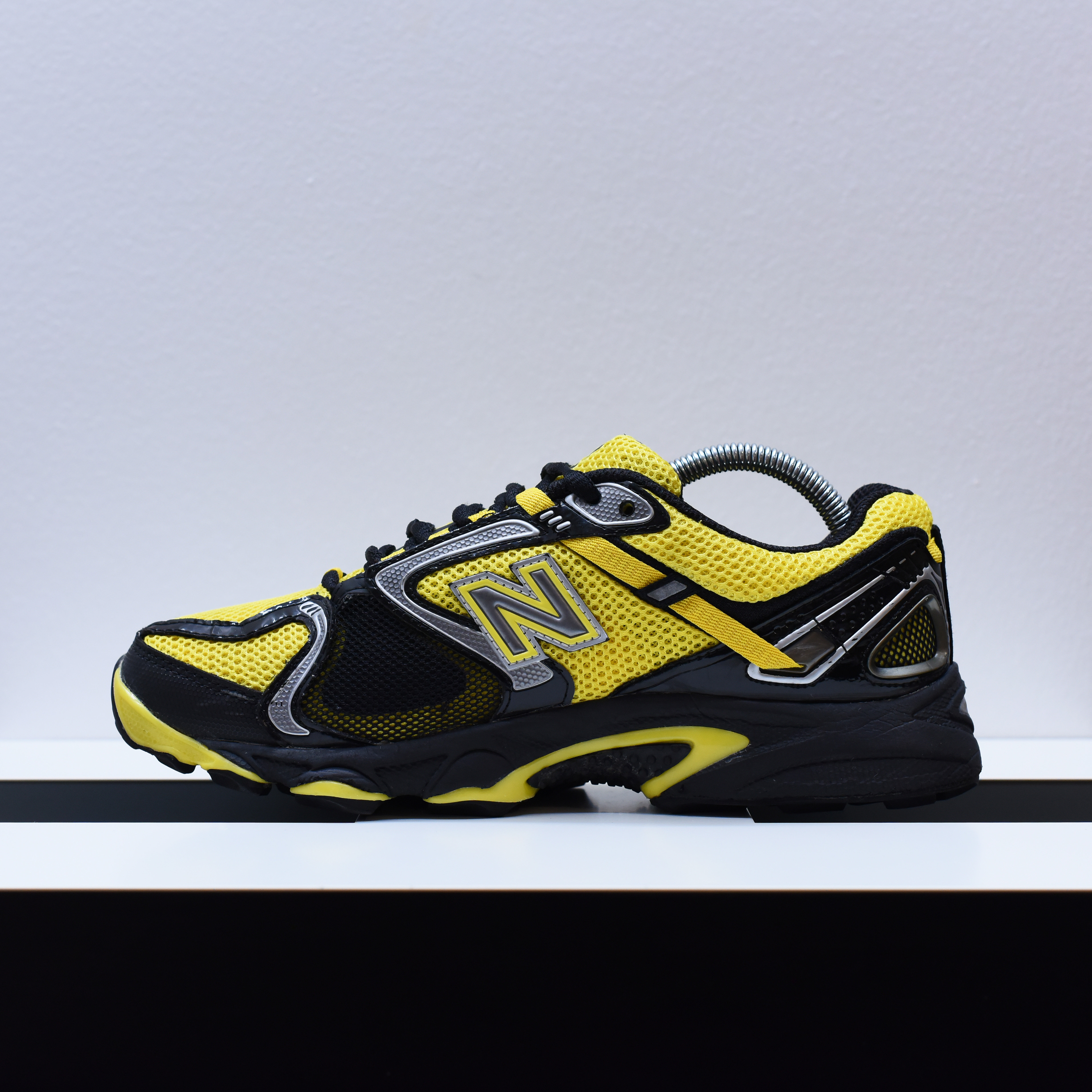 New Balance 875 - Black/Yellow EU40 
