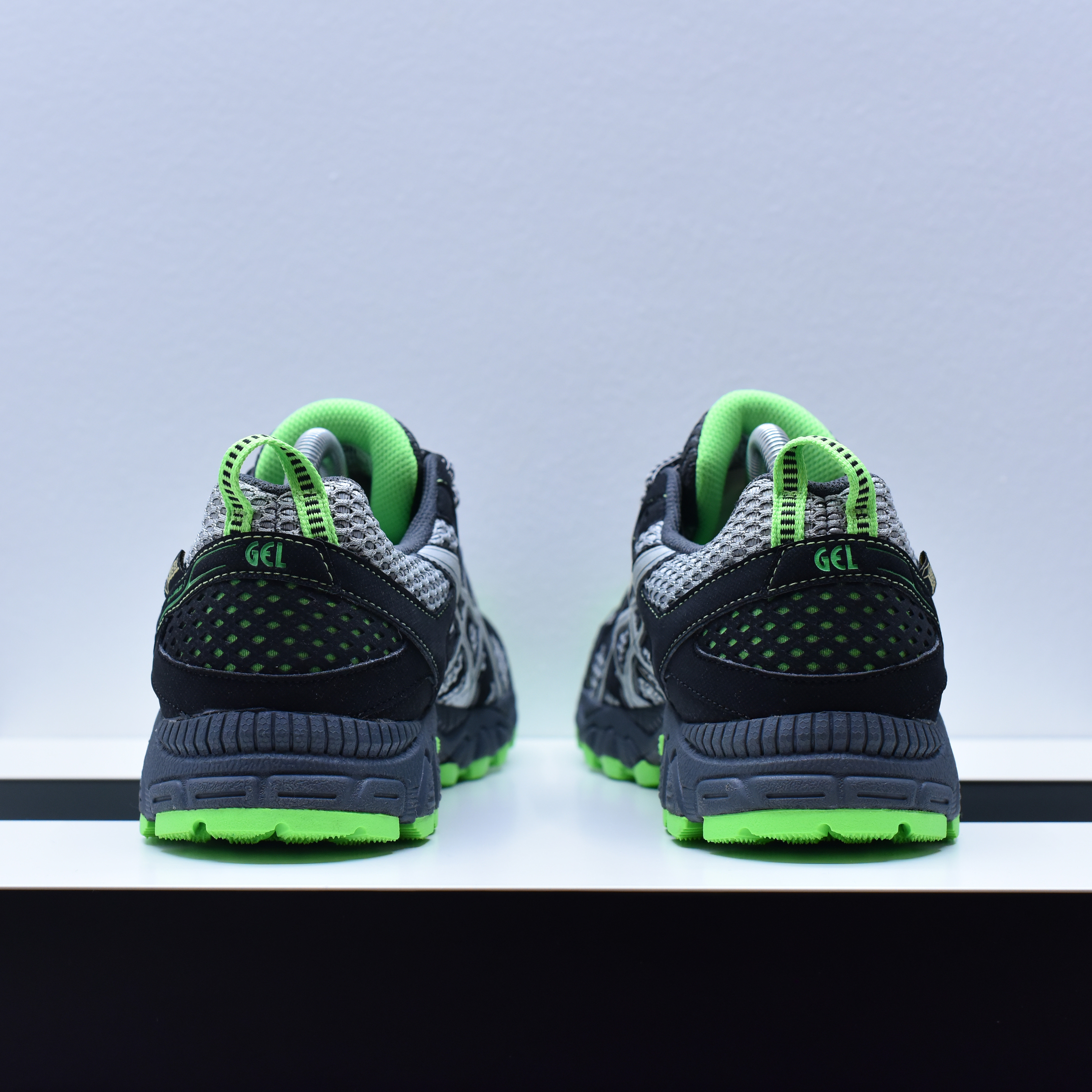 Asics Gel-Trail Lahar 5 G-TX - Black/Green | Retro Lab