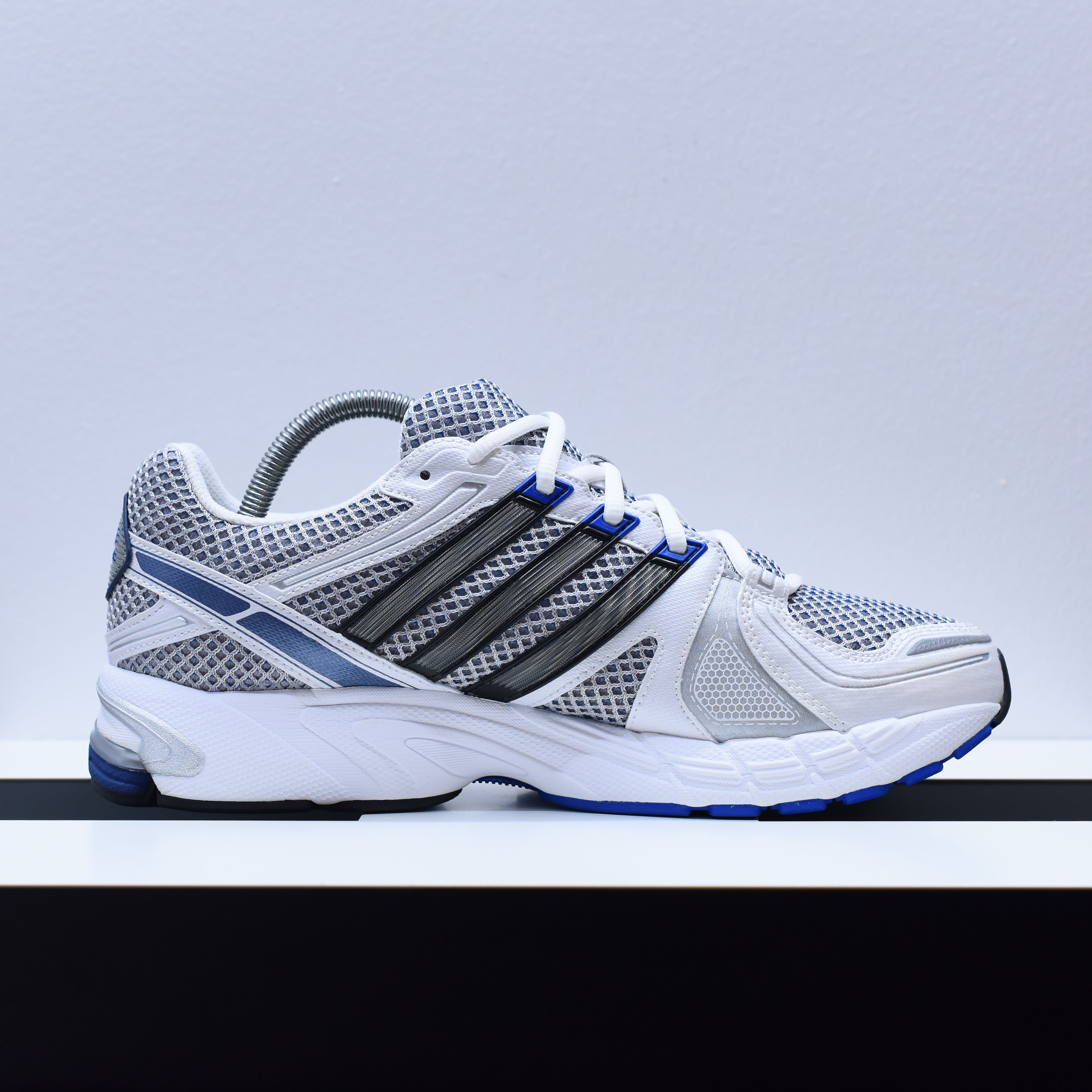 adidas response cushion 17