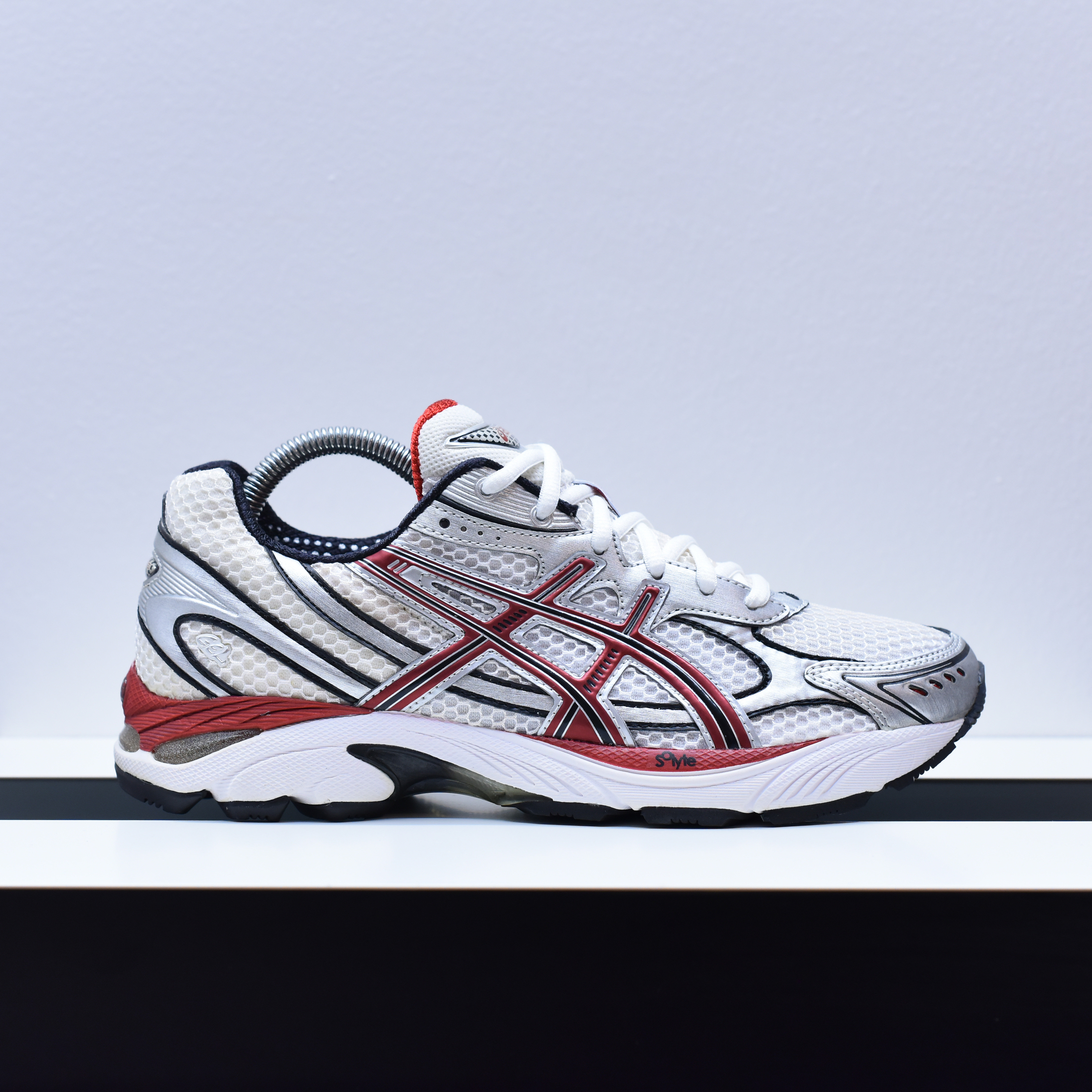 Asics GT-2150 - Silver/Red EU40.5 | Retro Lab