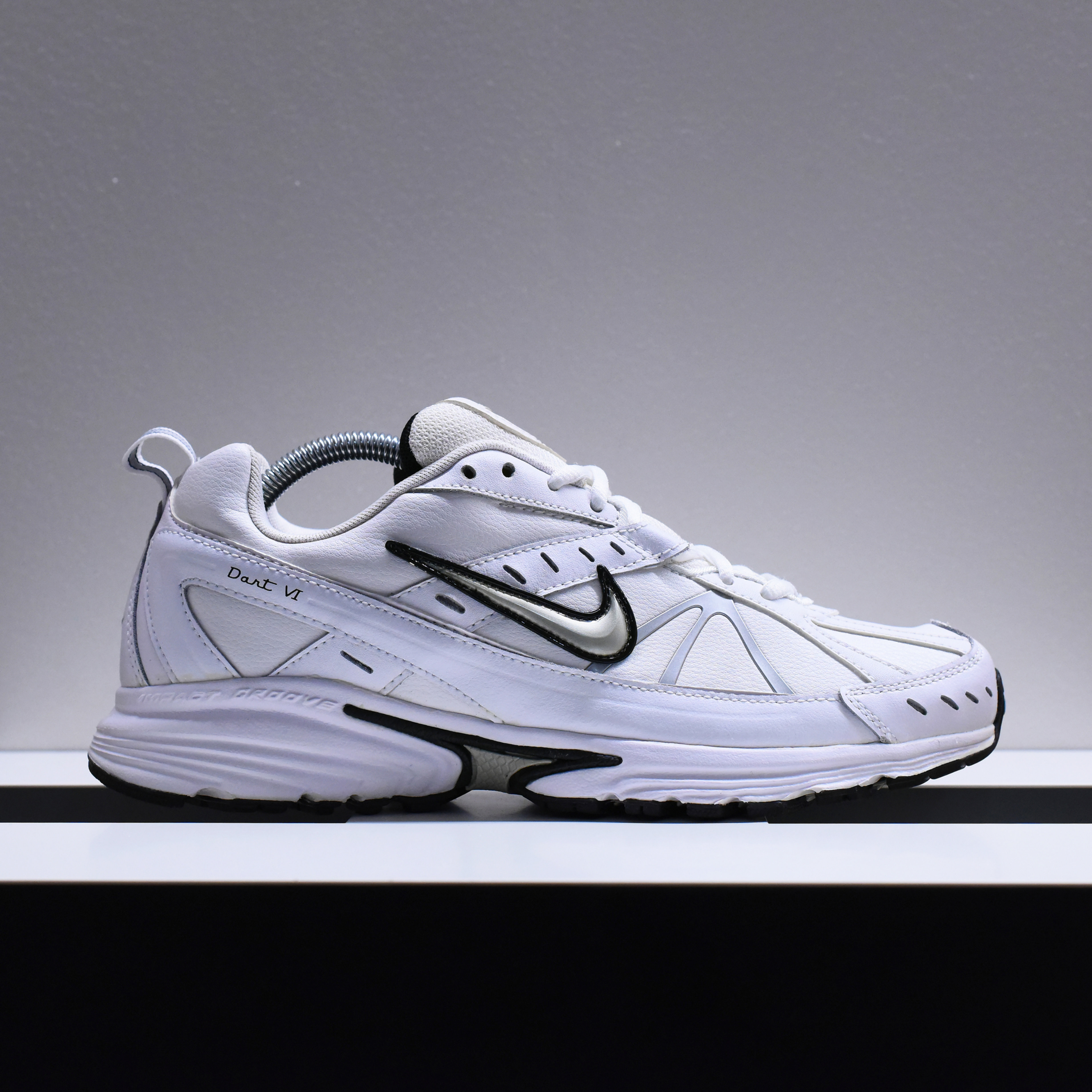 Nike Dart 6 - 2008 White/Silver EU42 | Retro Lab