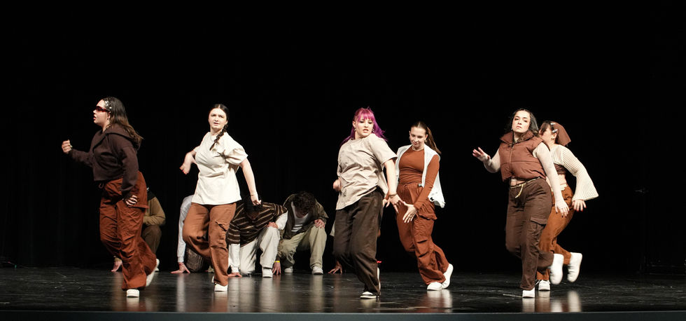 Dancing-119.jpg