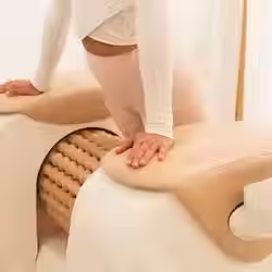 outer thighs