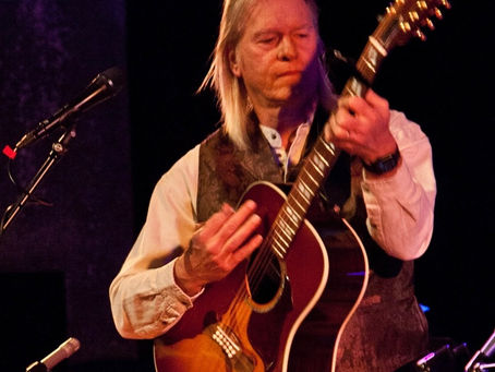 Why I Love Gordon Lightfoot?