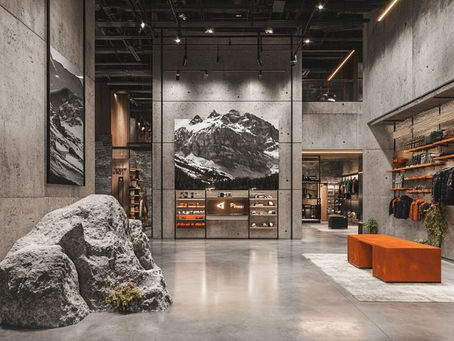 Innovative Advertising Strategies for Luxury Market Growth