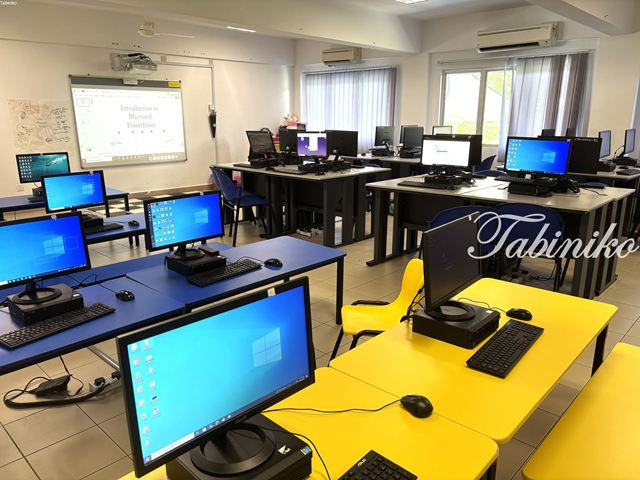 コンピューター室