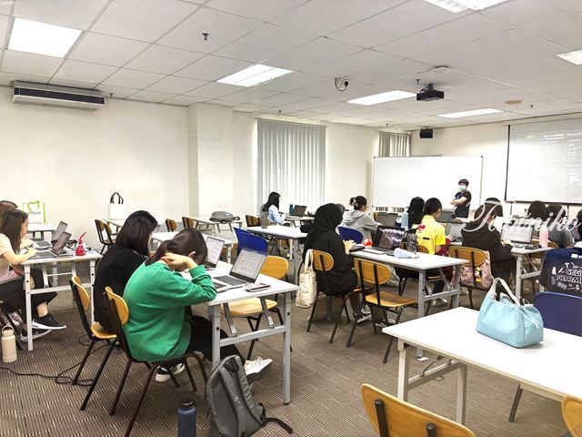 SEGi University教室