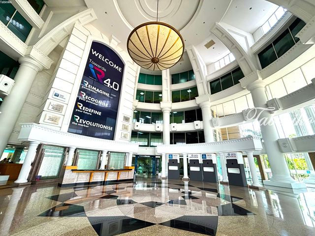 SEGi University