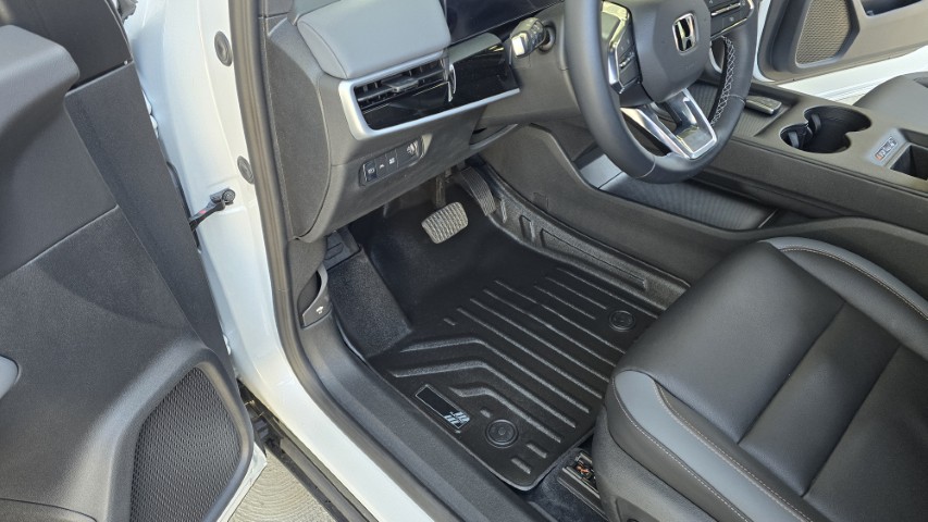 Maxpro Liner Driver Seat for Honda Prologue