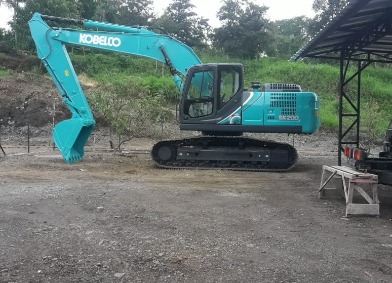 KOBELCO SK200 - 10