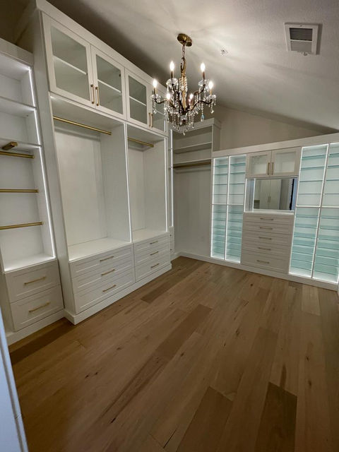 Las Vegas cabinet