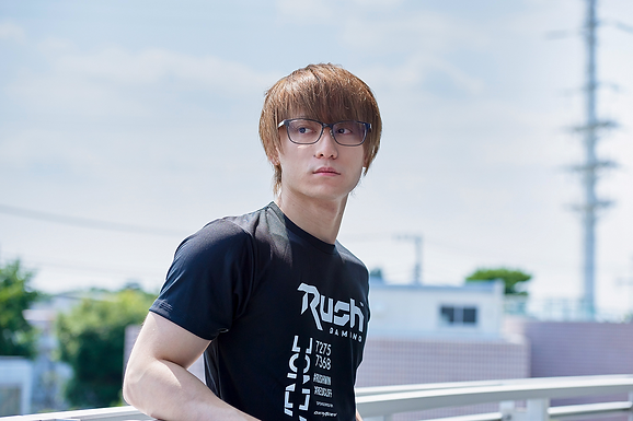 ゲーミンググラス「PLAIDe」による Rush Gaming kept選手特別インタビュー、GreedZz・Gorou選手による999.9 VISION LAB.体験動画が公開!