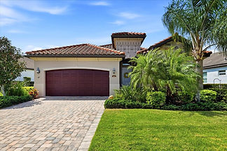 Home for sale in Lakewood Ranch Florida