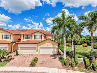 Home for sale in Lakewood Ranch Florida