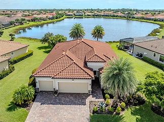 Home for sale in Lakewood Ranch Florida