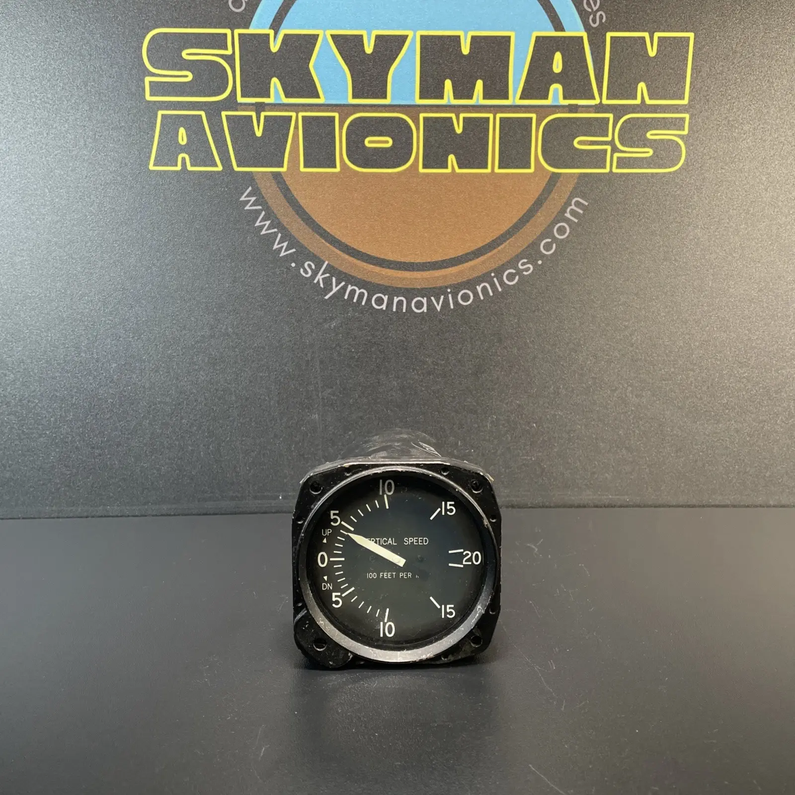 Cessna Vertical Speed Indicator - C661080-0101