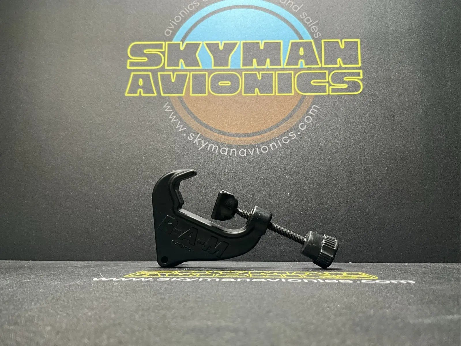 Ram Yoke Base With 1 Inch Rubber Ball - Straight