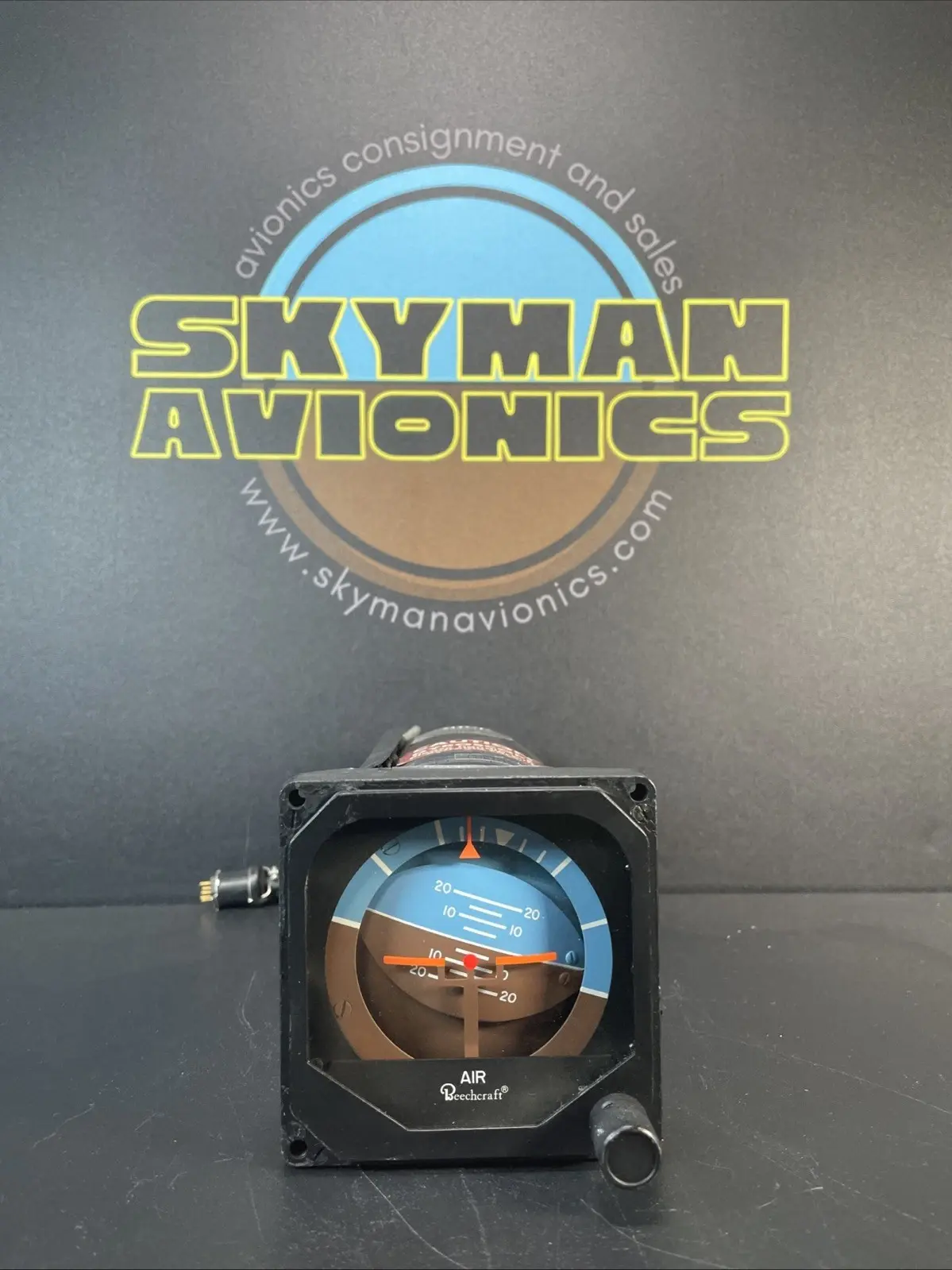 Beechcraft Attitude Gyro - 101-380036-1
