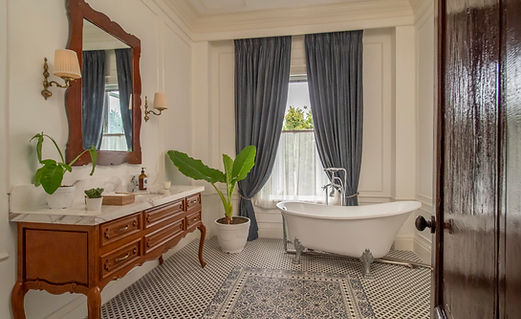 Powder Room.jpg
