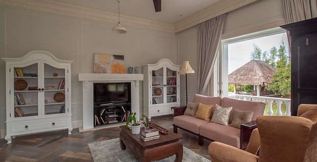 Family Room 2.jpg