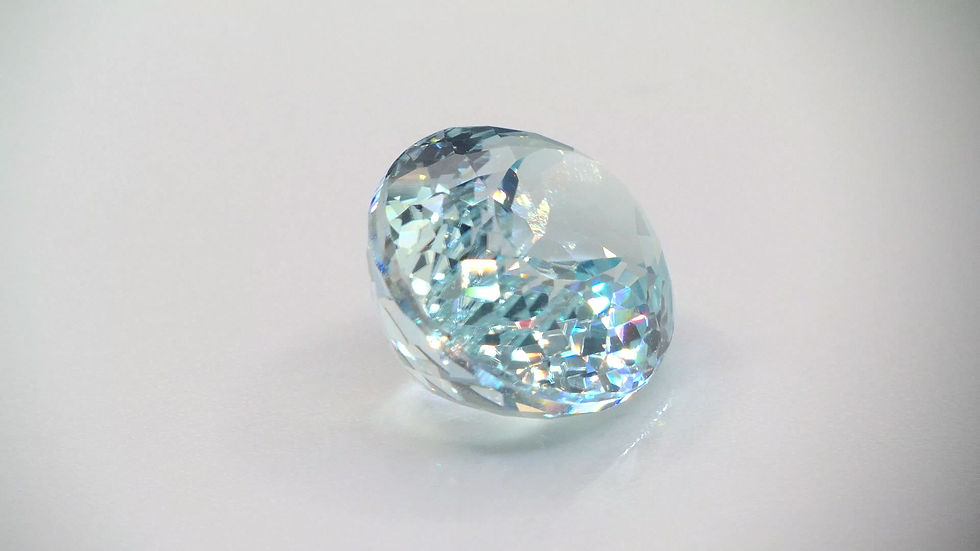 Miniature : 11.26 ct Topaze Bleu Ovale Naturelle