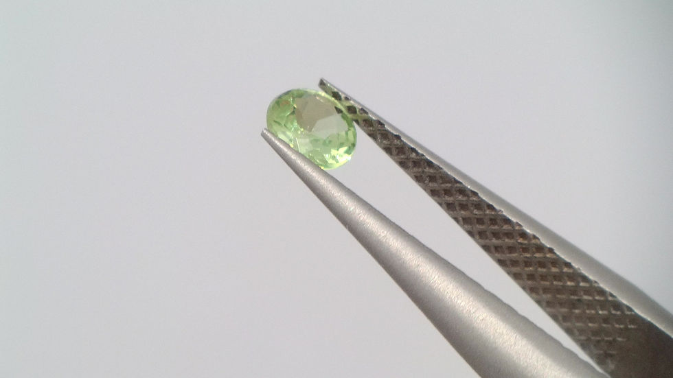 Miniaturbild: 0.14 Ct. Natur Saphir Rund Grün