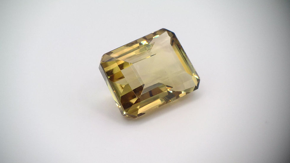 Miniature : 26.57ct Quartz Octogone Jaune Naturel