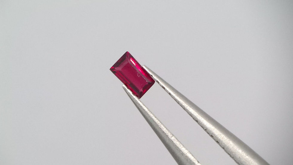 Miniaturbild: 0.10 Ct. Natur Rubin Baguette Rot