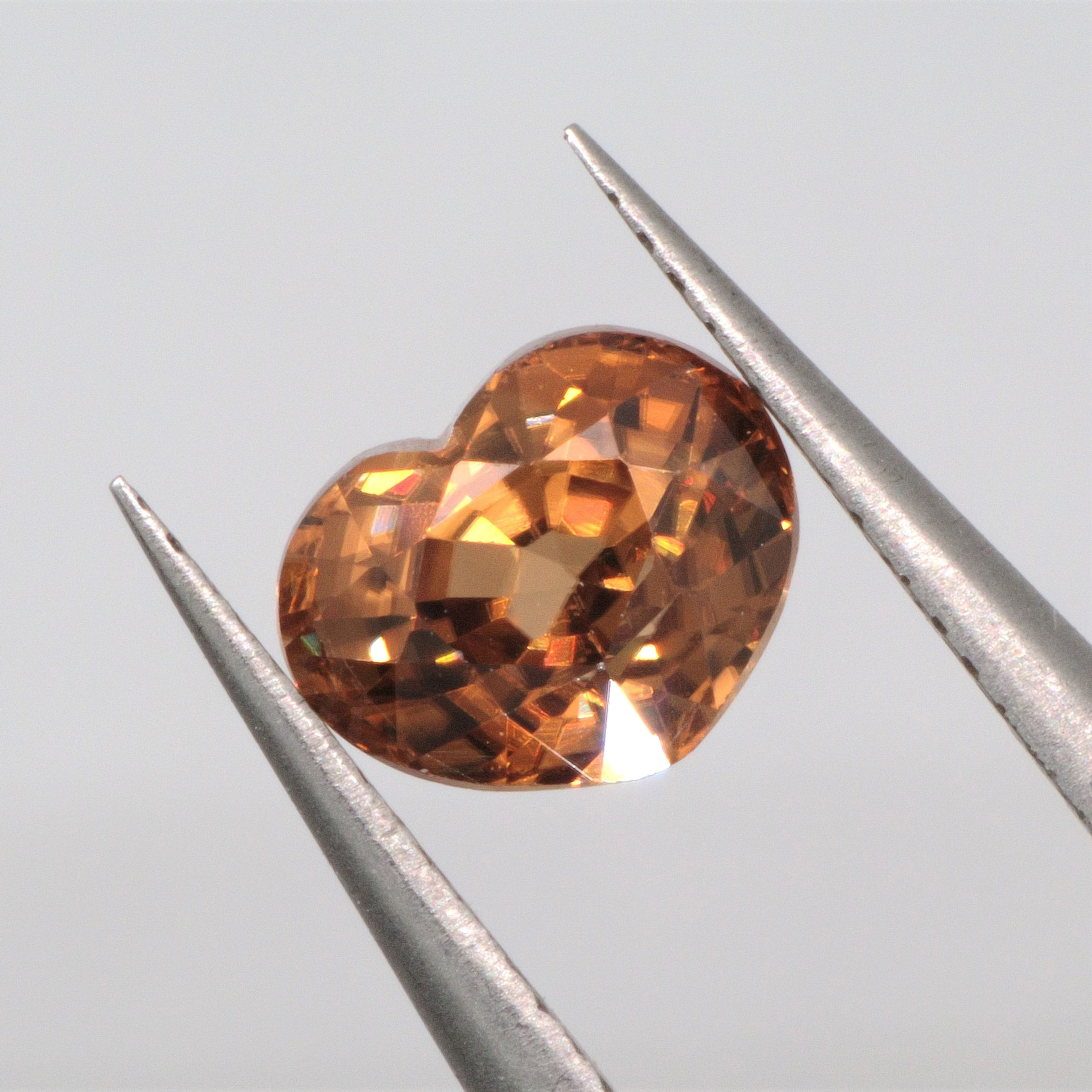 2.05 ct Zircon  Cœur Champagne Naturel