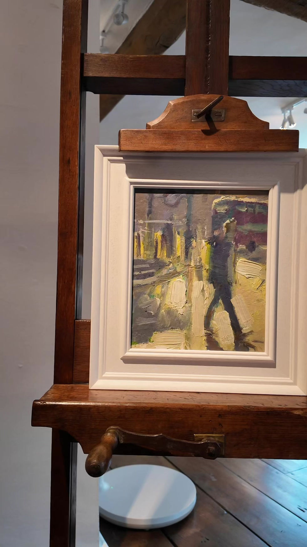 Thumbnail: In a hurry (Trafalgar Square) by Andrew Farmer ROI