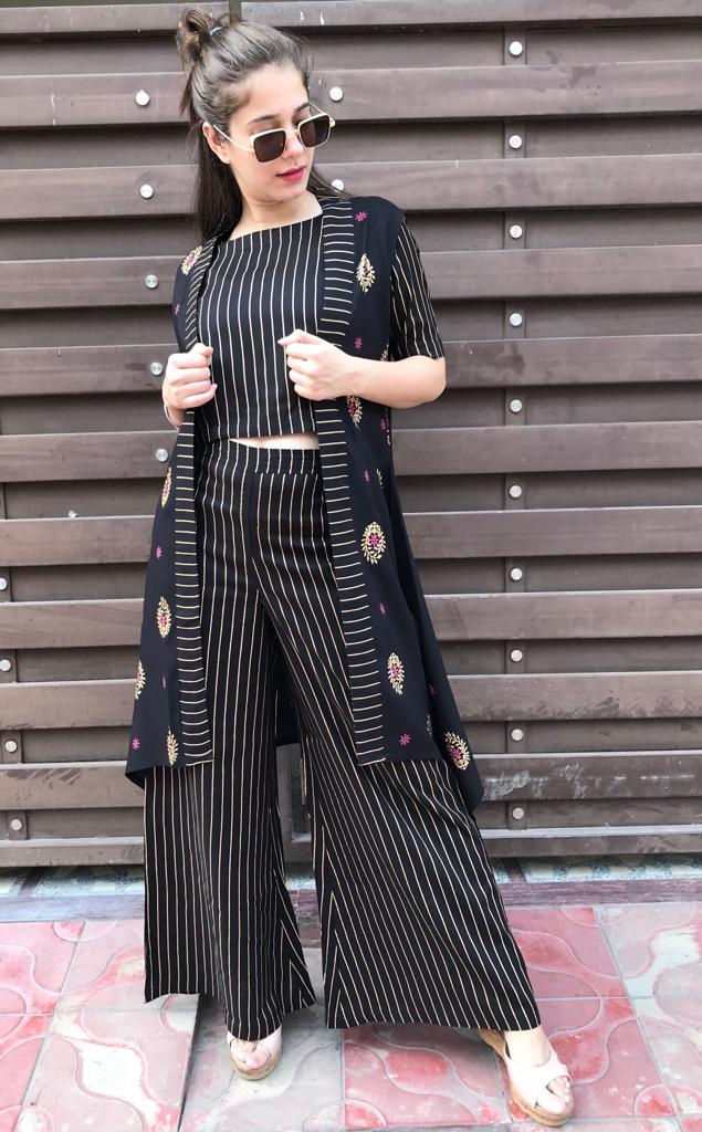 Beautiful Stylish Rayon Gold Print Top With Palazzo & Shrug