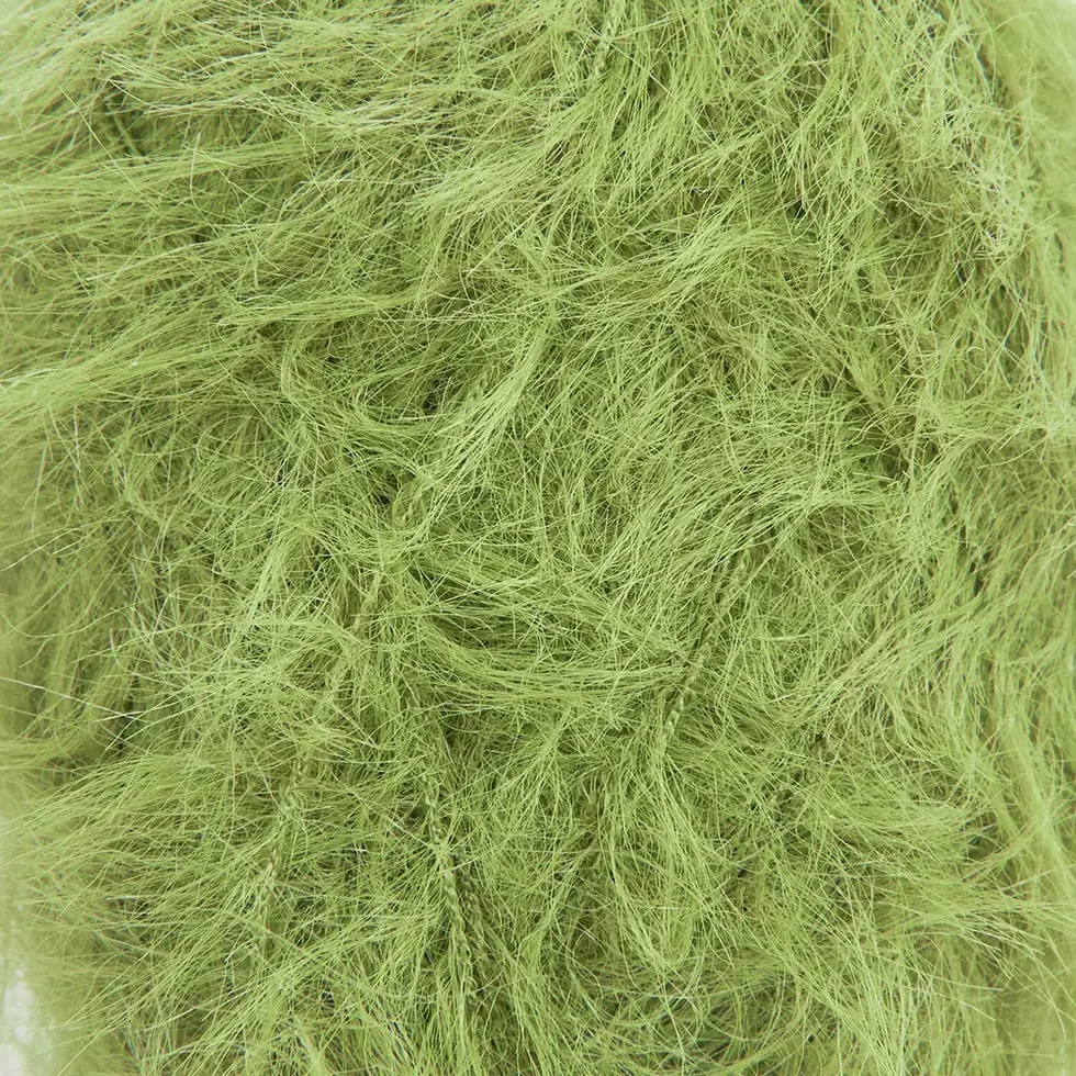 Ricorumi Furry Furry 25g – 018 Pétrole – Fil effet fourrure pour amigurumi, vue de près