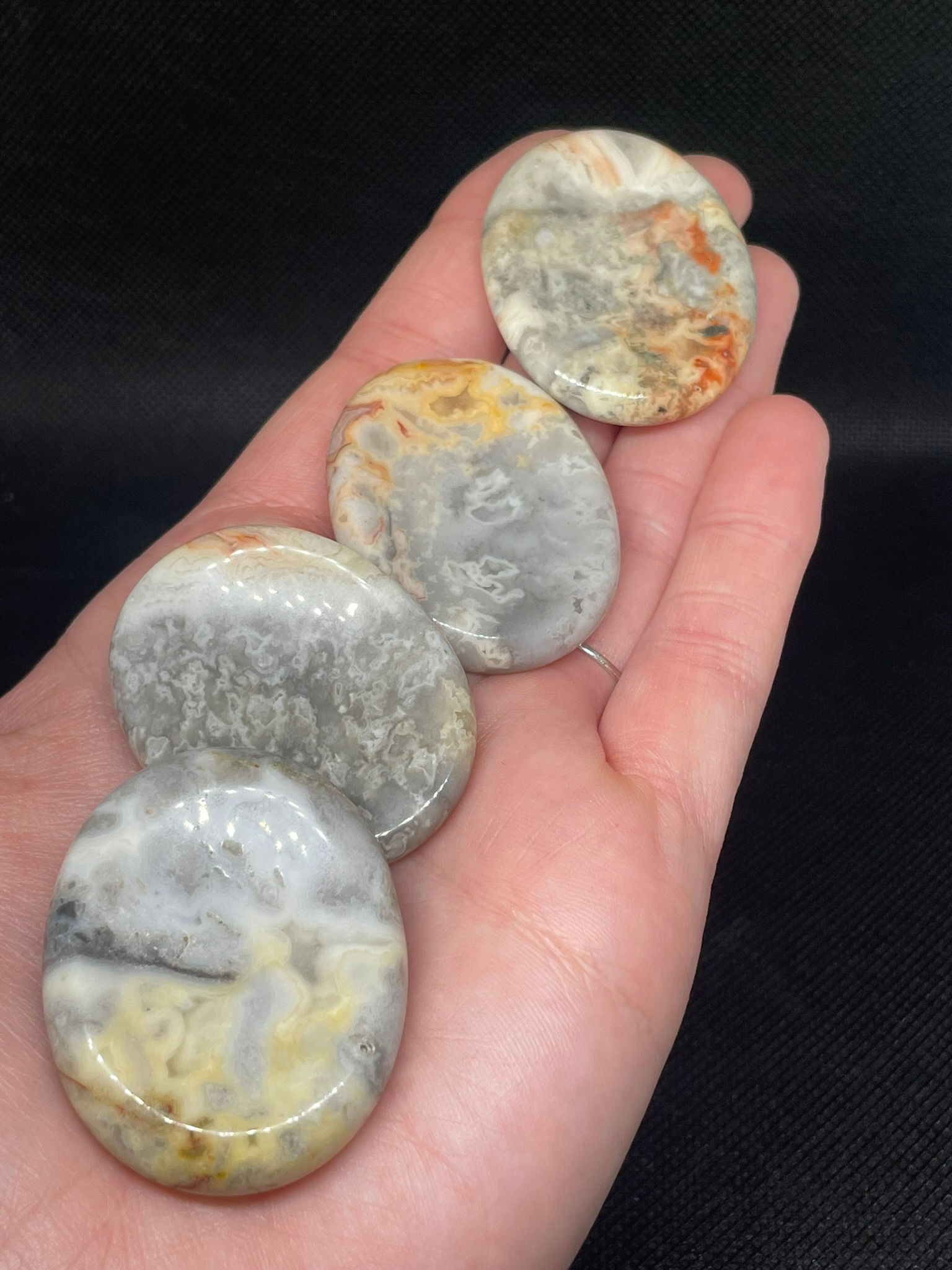 Bambi Leaf Agate Worry Stone