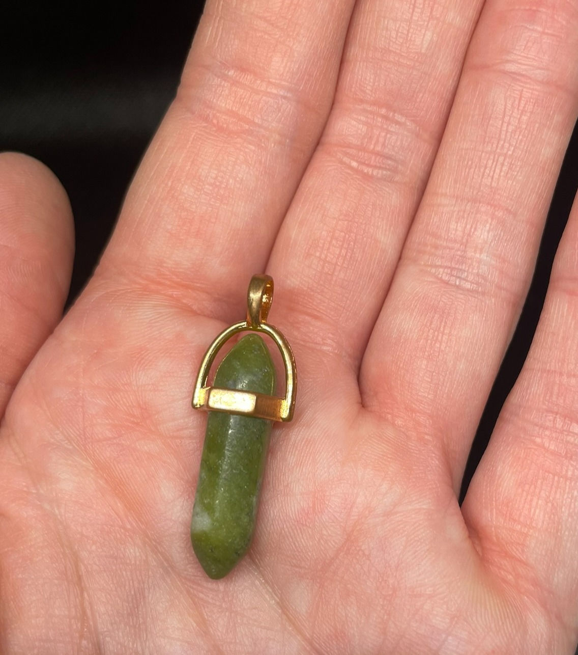 Beautiful Jade Pendulum Pendant and chain