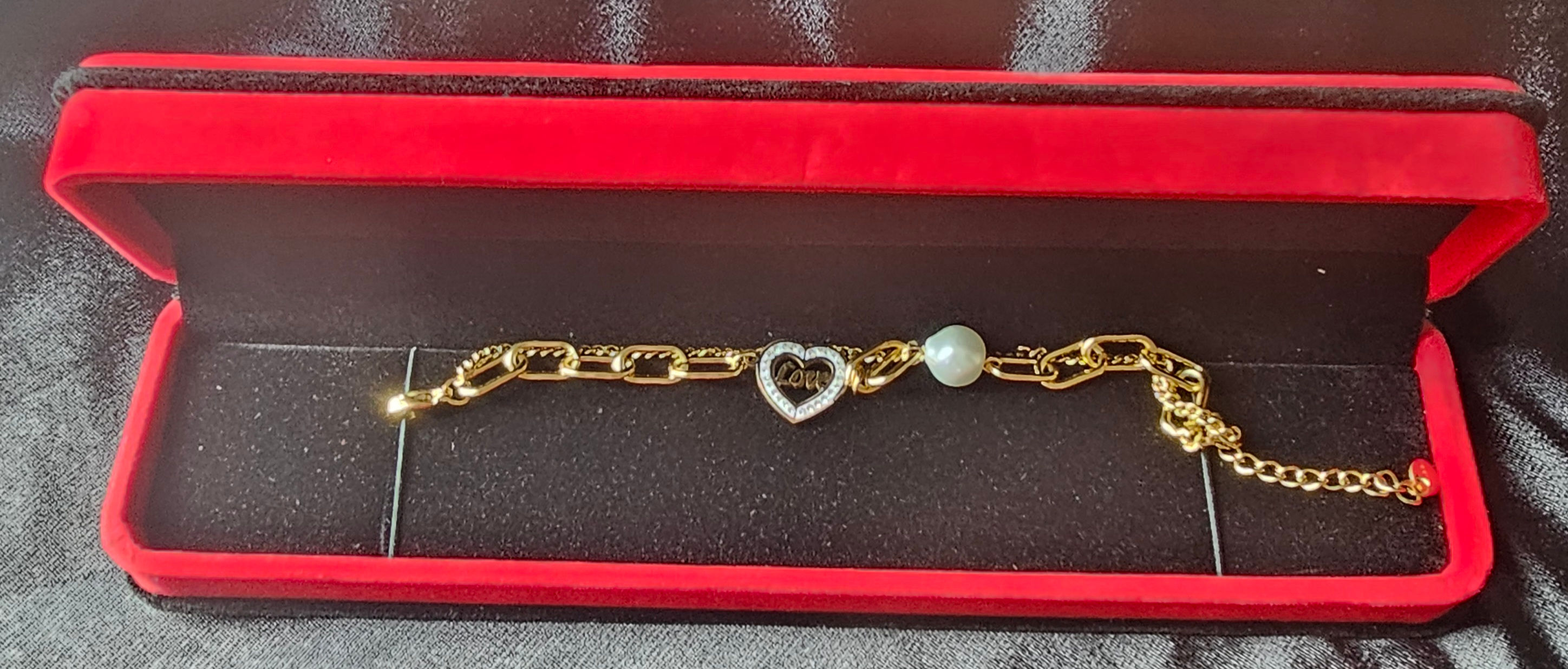 Love diamond heart bracelet 