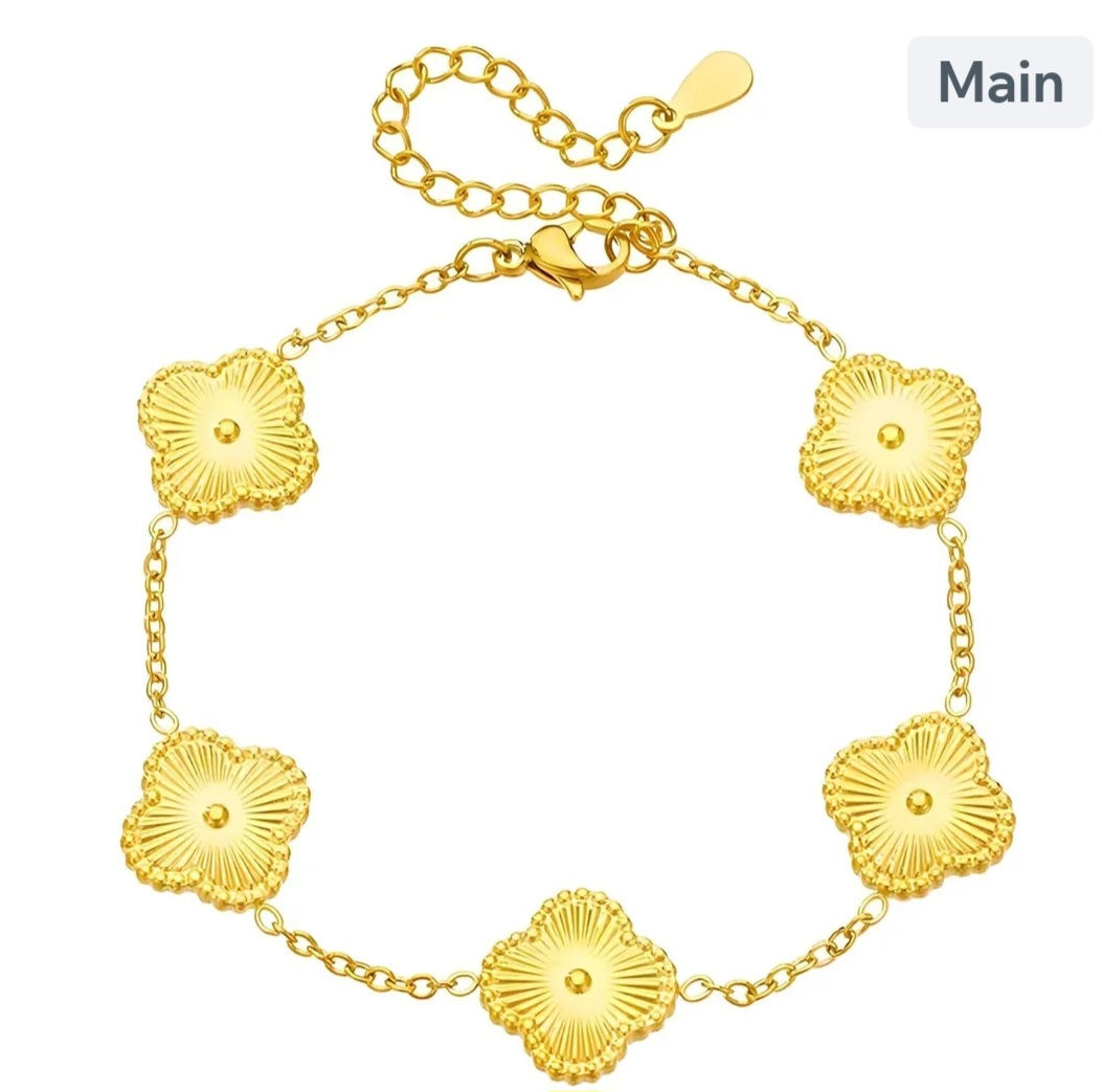 Gold clover bracelet 