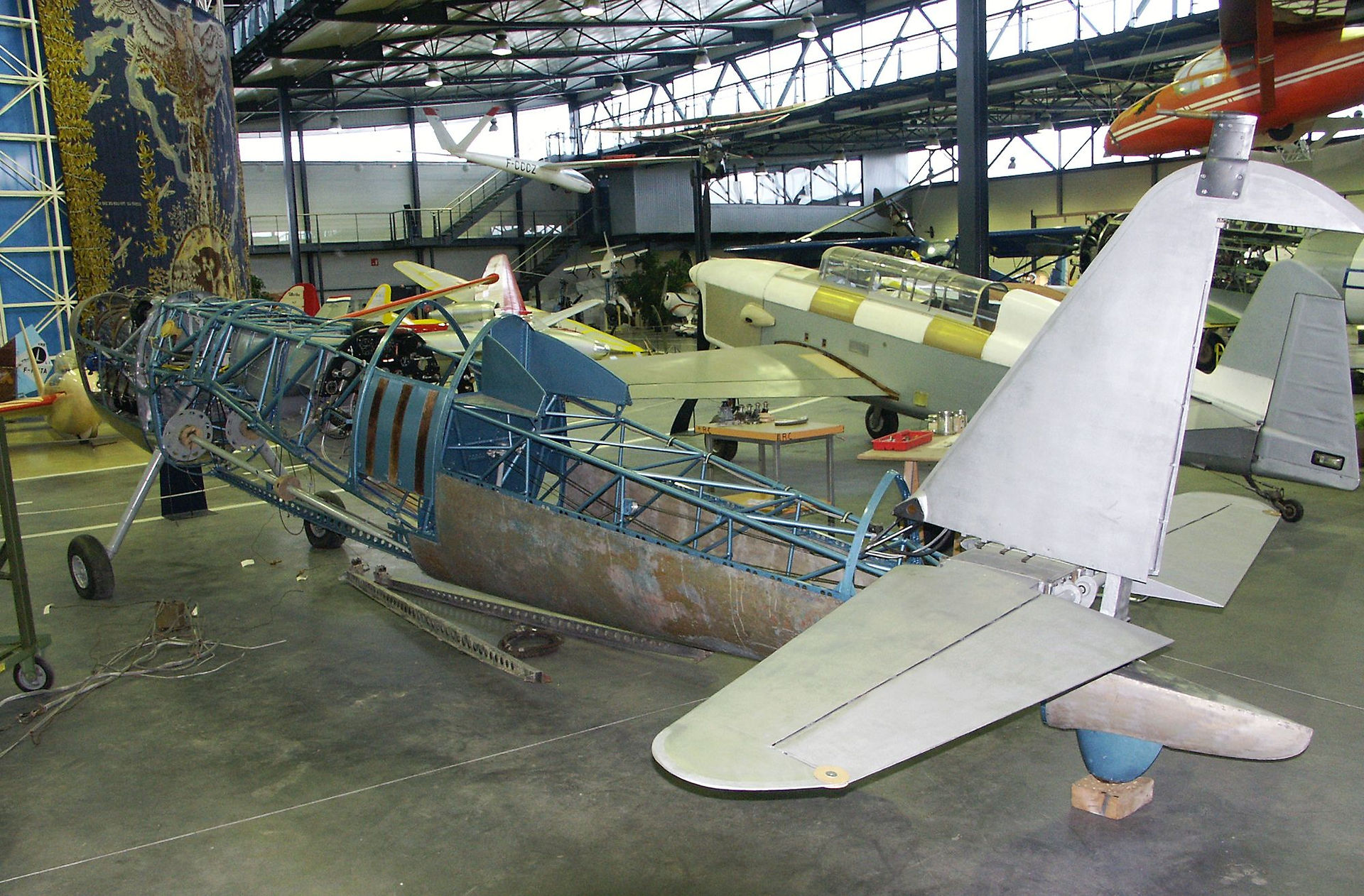 Le Gérin V-6E Varivol au début de sa restauration en 2004