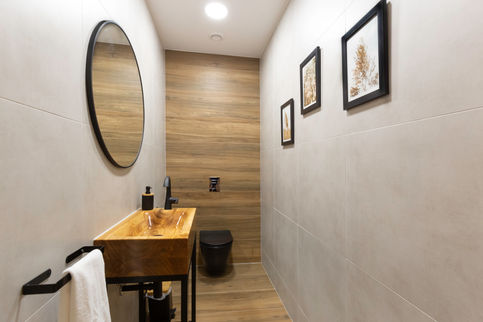 9 łazienka dół.jpg