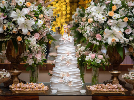Tendências de bolos para casamento! Qual seu favorito?