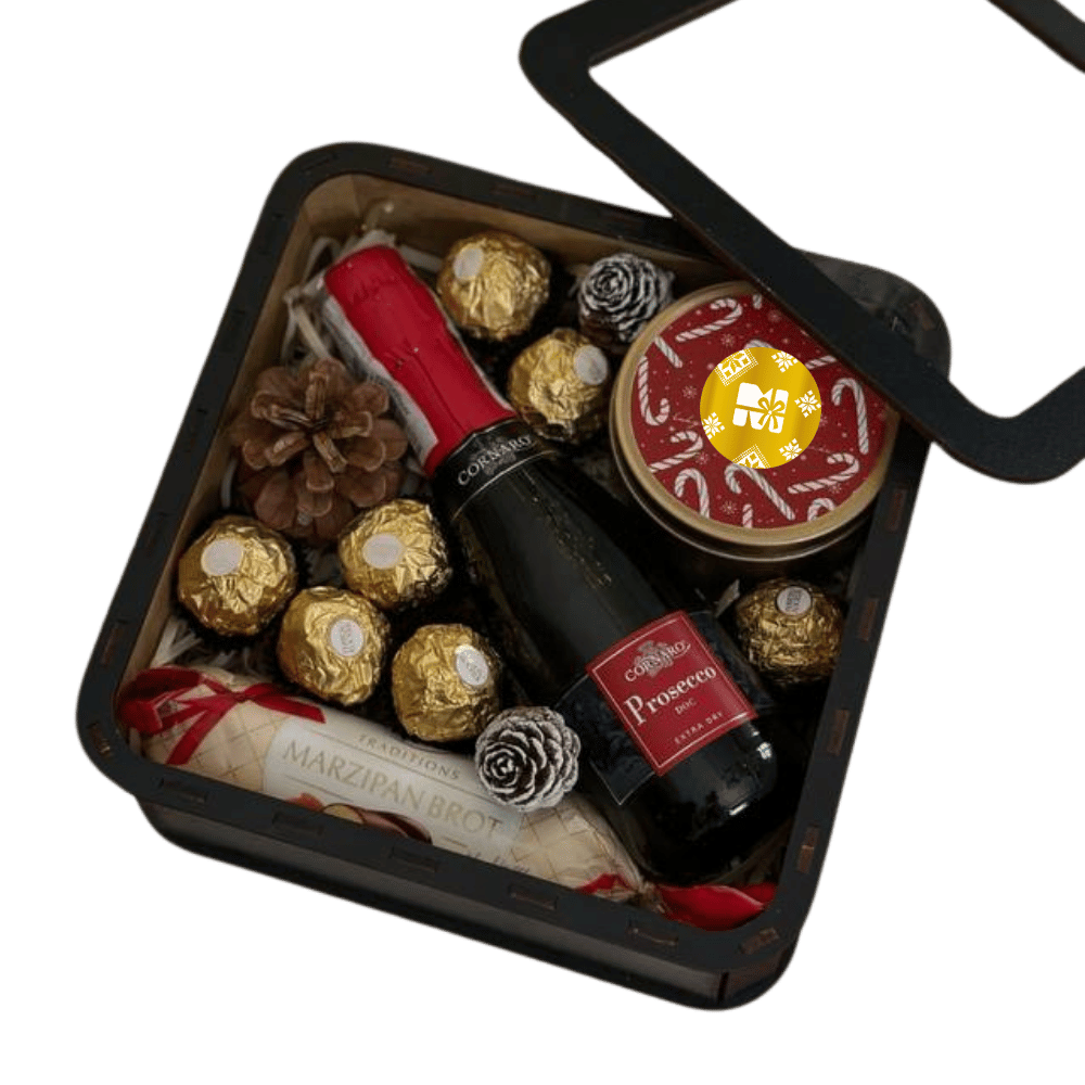 Набір смаколиків в дерев'яному боксі