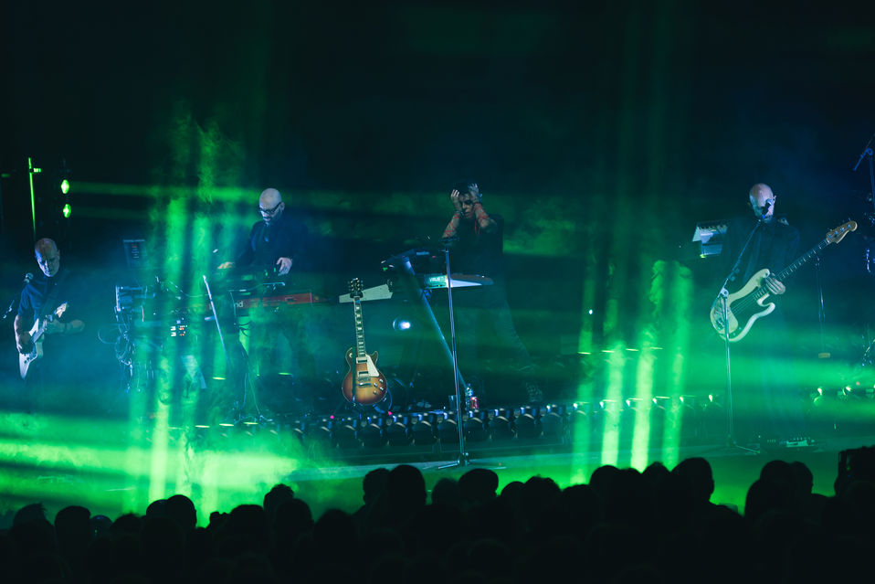 A photo of Gary Numan performing at Bristol Beacon, by Arthur Cauty