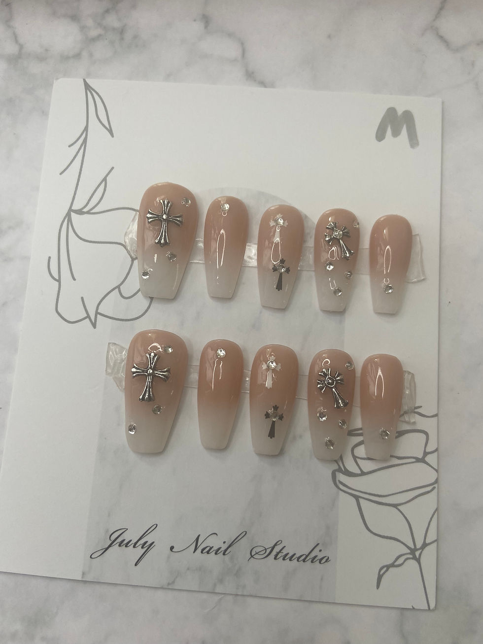 Thumbnail: Nude Ombre Press on nails