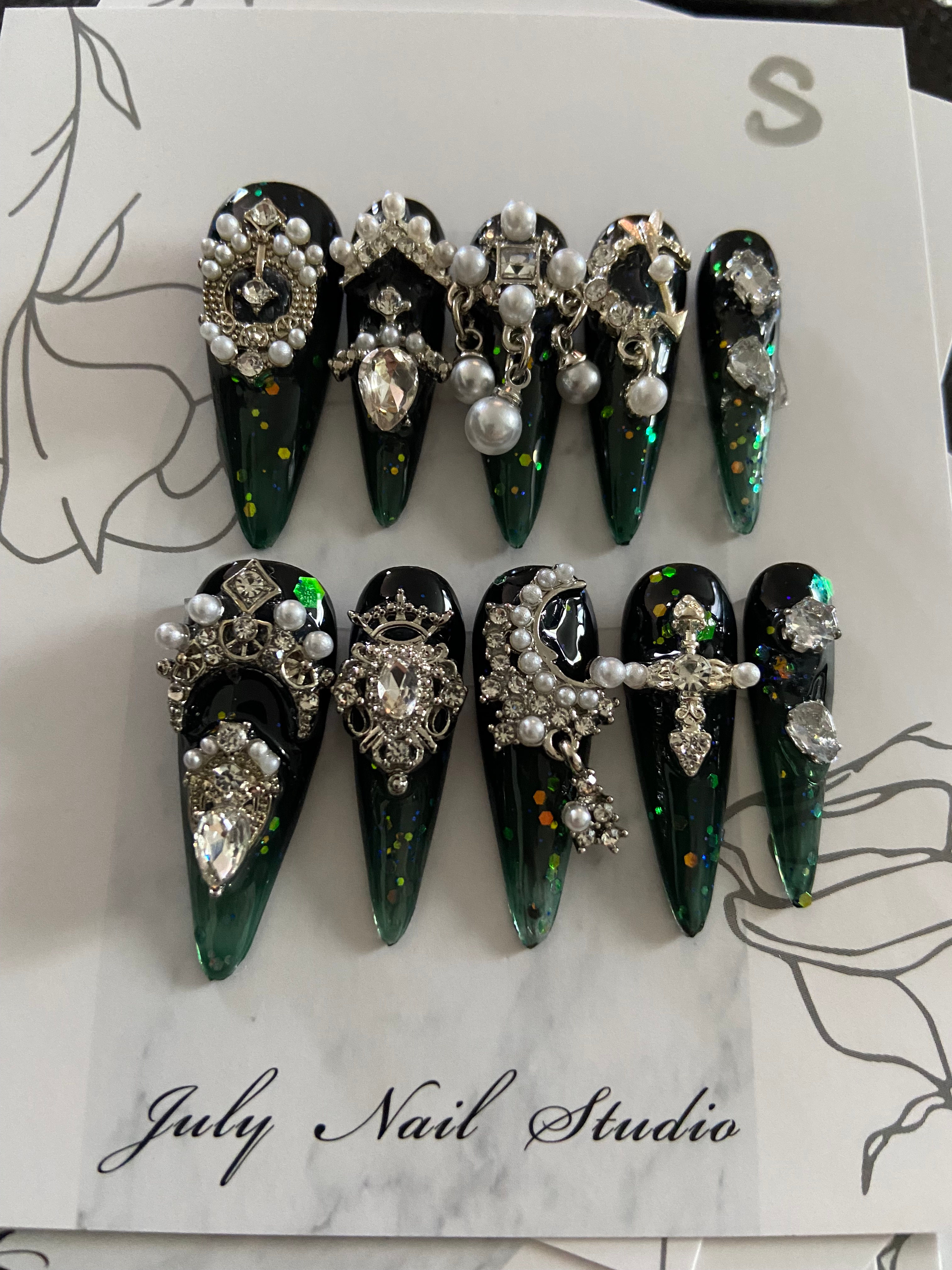 Green Palace Long Nails