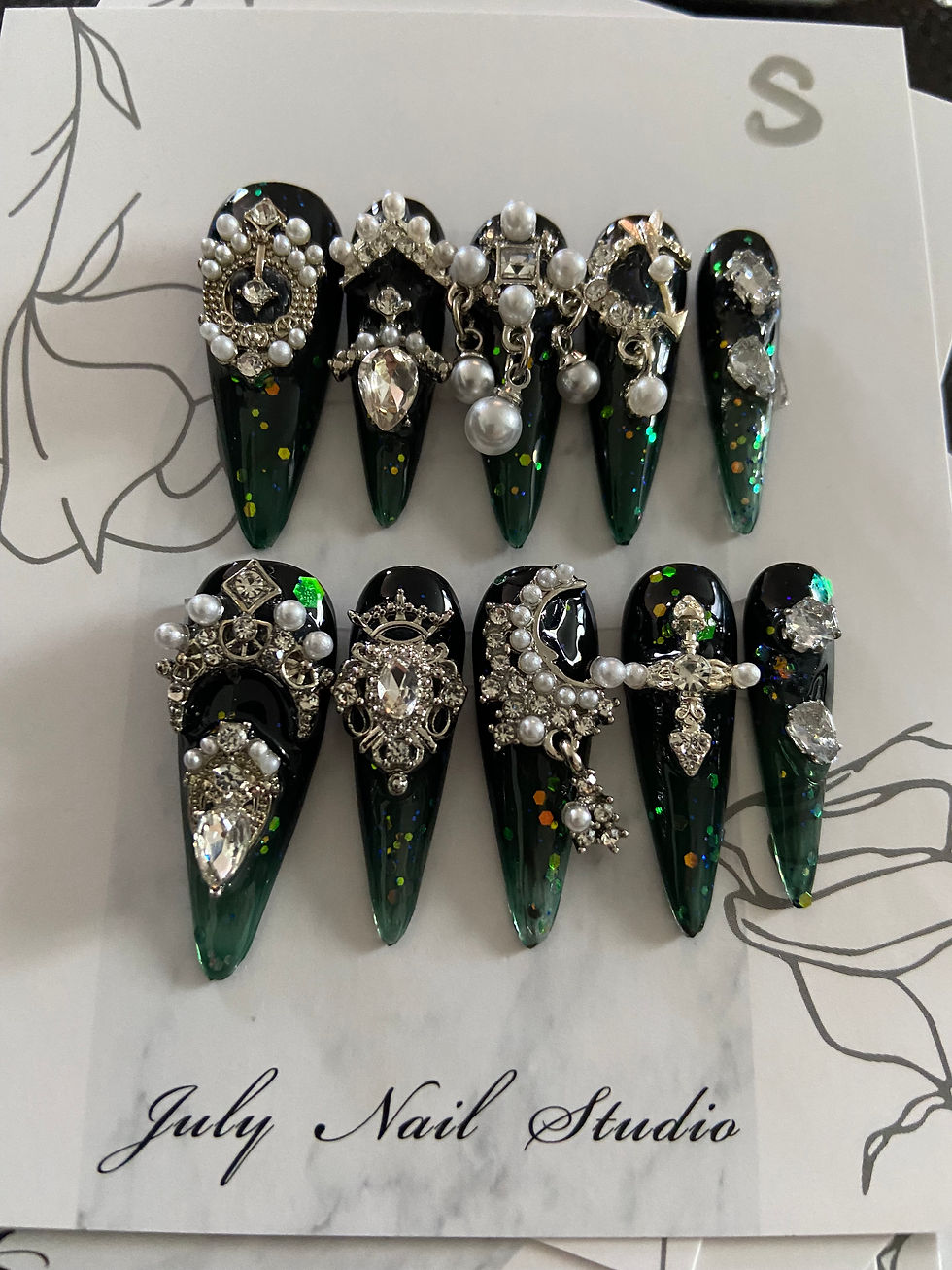 Green Palace Long Nails